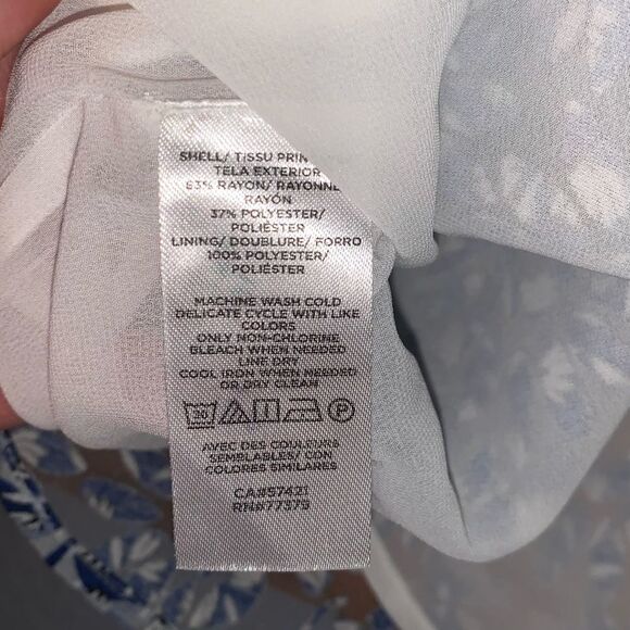 Ann Taylor Blue Floral Puffy Sleeve Blouse - Picture 5 of 5